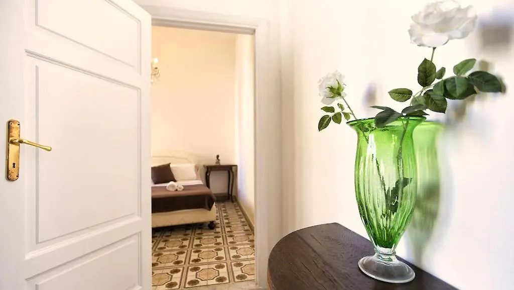 Alghero Palazzo Dalbis In Pieno Centro Per 8 Persone