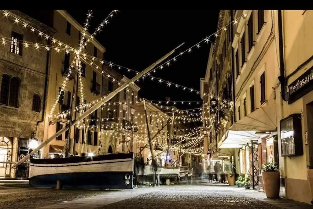 Alghero Palazzo Dalbis In Pieno Centro Per 8 Persone Apartment